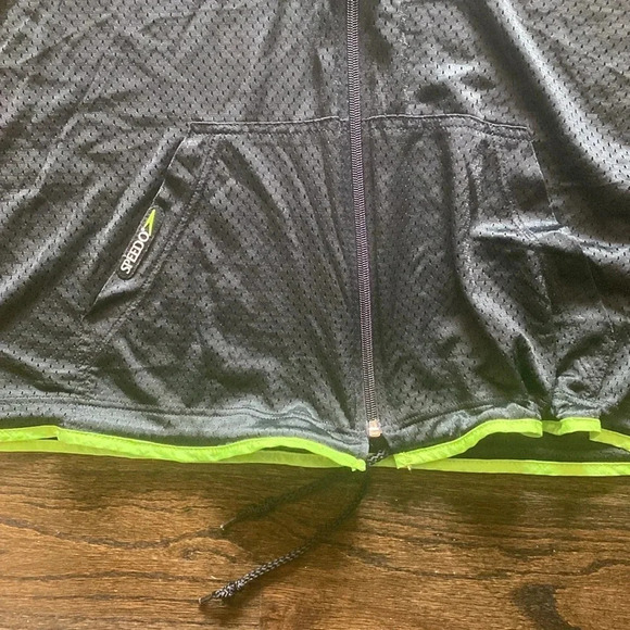 Speedo Hooded Mesh Zip Tank - Picture 2 of 3